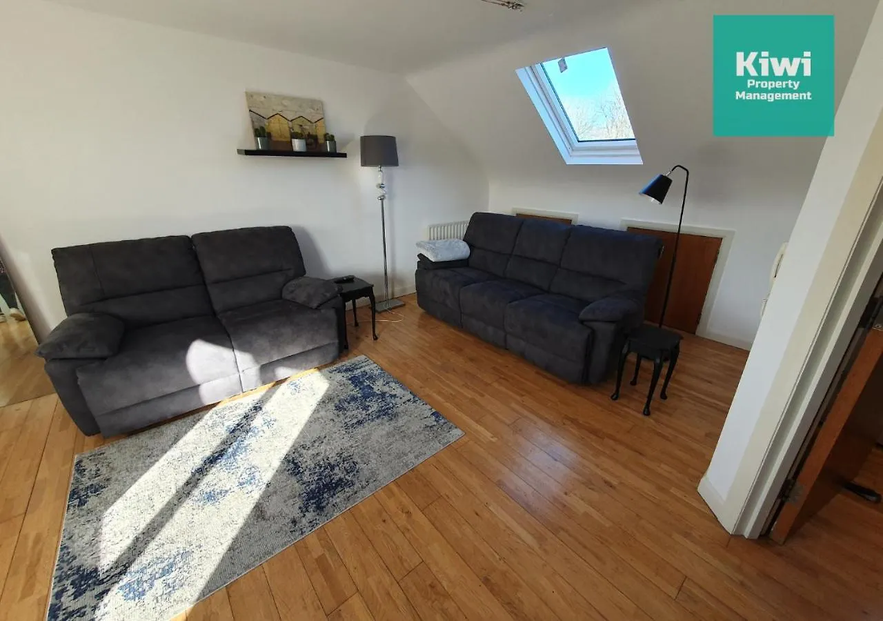 Central 2 Bedroom Apartment Belfast - Spacious & Modern 英国